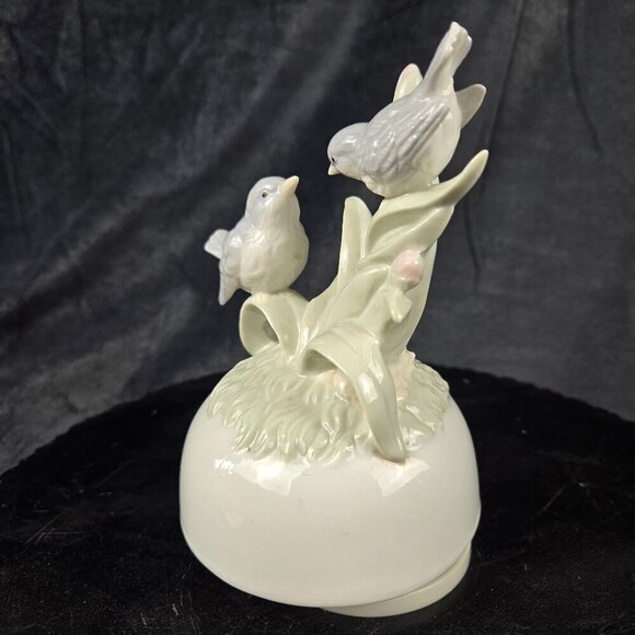 Porcelain Music Box Two Birds Perched on Greenery Green Blue Cream Vintage - Picture 3 of 15